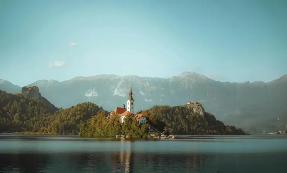 Autostrăzile din Slovenia - Tot ce trebuie să știți despre sistemul de achiziție al vinietei slovene